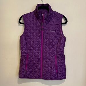 💙Columbia Violet Purple Quilted Omni heat vest Athletic Running Chic Playful
